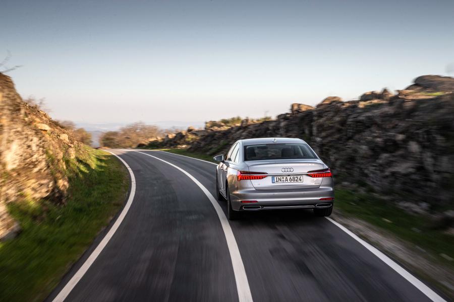  Audi A6 50 TDI Quattro (C8) 2018 года  (WW) (фото 32 из 40)